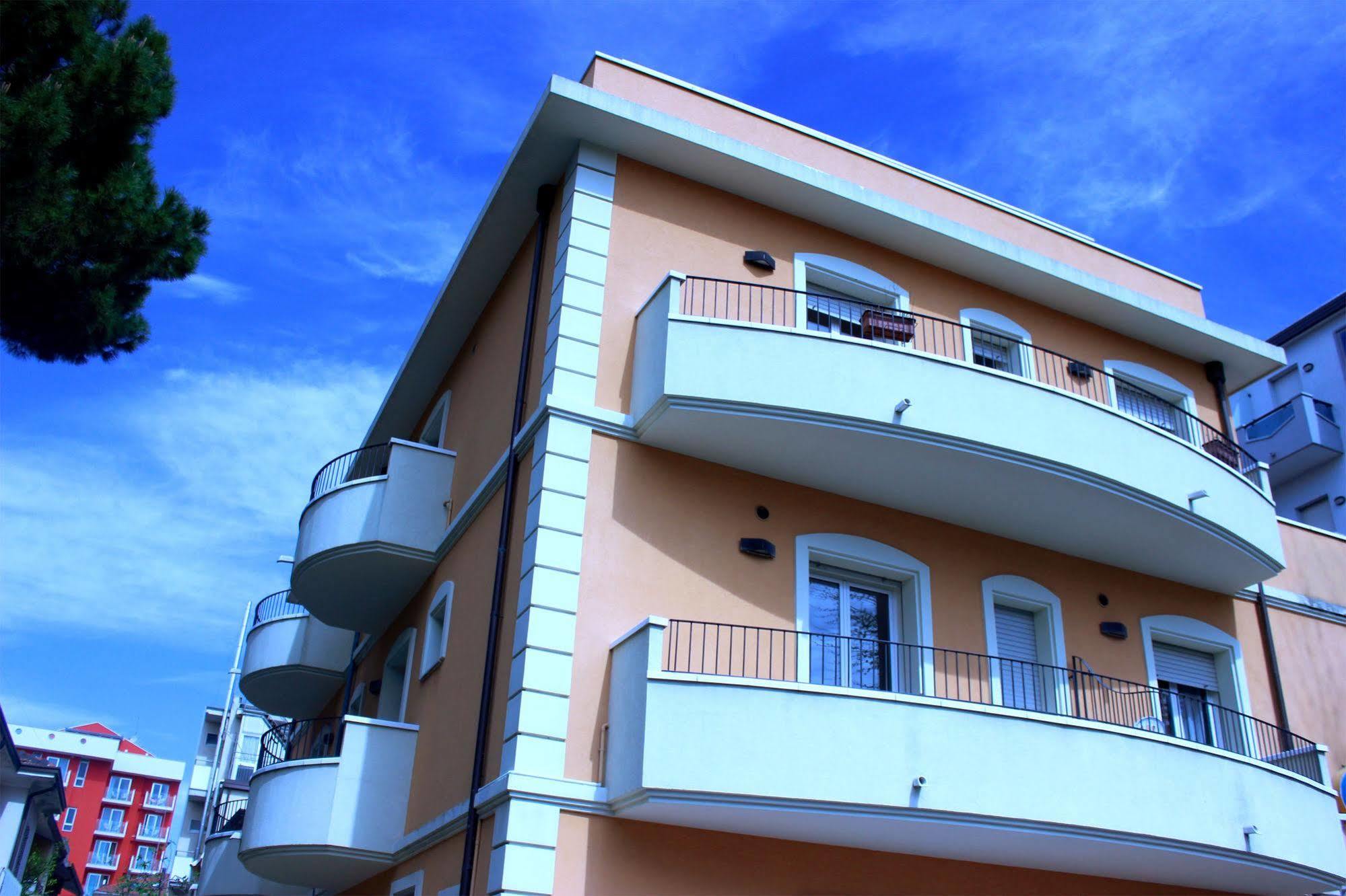 Residence Del Sole Rimini Exteriör bild
